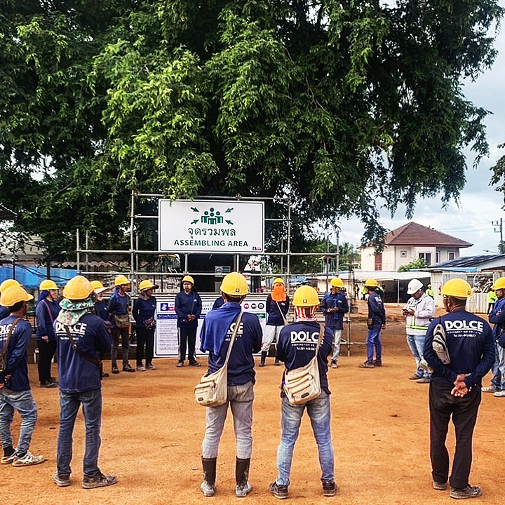 site meeting showing 20 dolce construction workers