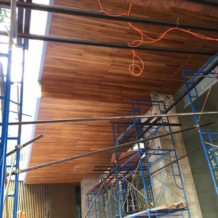 wooden-roof-resort-renovation-lobby-entrance wooden roof resort renovation lobby entrance